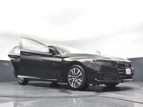 Used 2021 Honda Accord EX image 33