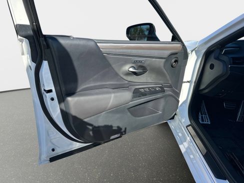 Used 2021 Lexus ES 350 F Sport image 12