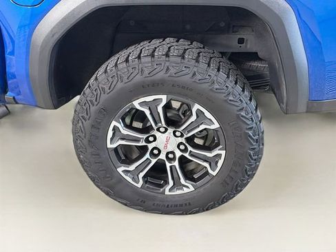 Used 2023 GMC Canyon AT4 w/ AT4 Premium Package image 31