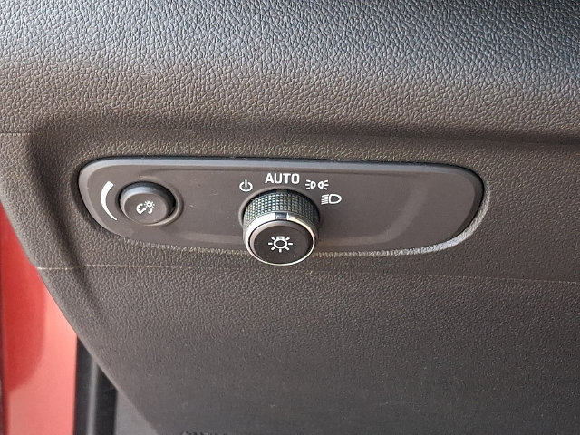 Certified 2023 Buick Envision Essence w/ Sport Touring Package FWD image 24