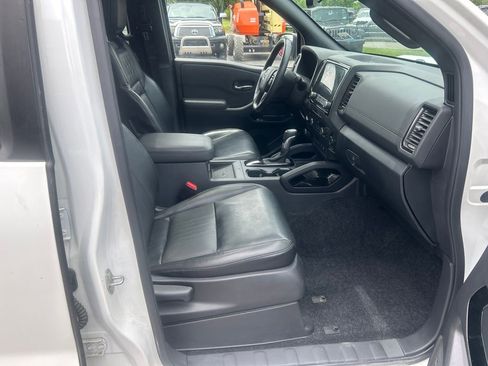 Used 2022 Nissan Frontier PRO-4X AWD/4WD image 16