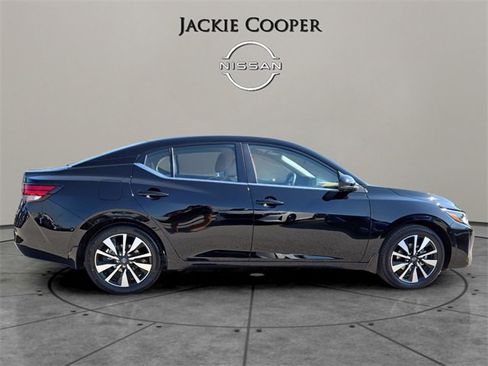 New 2025 Nissan Sentra SV w/ SV Premium Package image 6