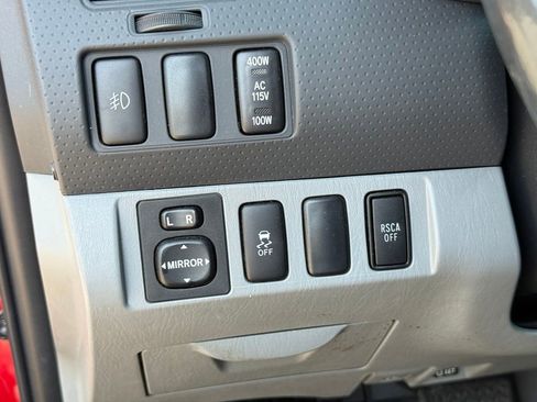 Used 2011 Toyota Tacoma 4x4 Double Cab image 18