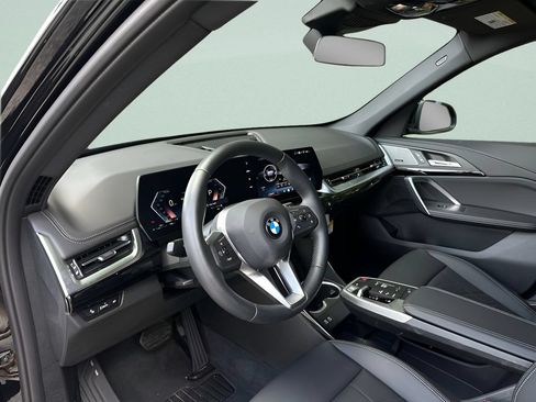 Certified 2026 BMW X1 xDrive28i w/ Convenience Package AWD/4WD image 9