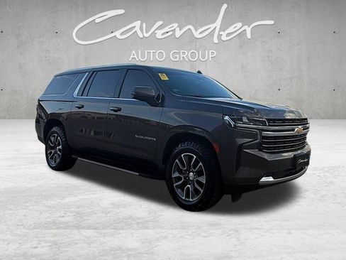 Used 2021 Chevrolet Suburban LT w/ LT Signature Package RWD image 2