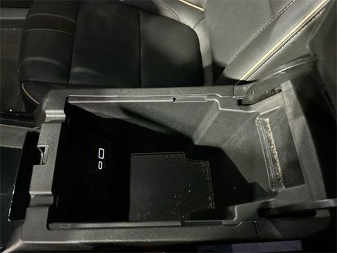 Used 2022 Chevrolet Blazer Premier image 28