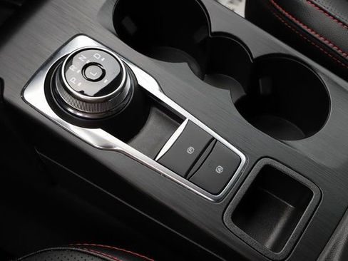 Used 2025 Ford Escape ST-Line Elite w/ Premium Technology Package image 30