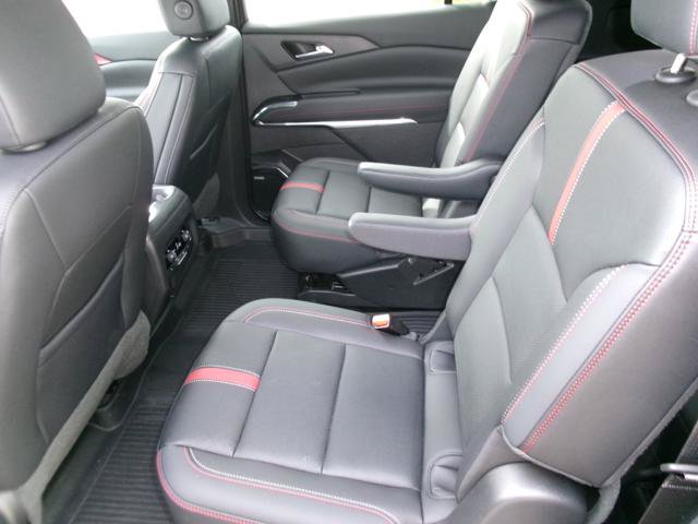 Used 2024 Chevrolet Traverse RS w/ LPO, Floor Liner Package AWD/4WD image 16