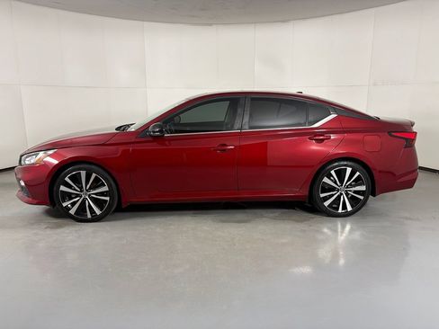 Used 2021 Nissan Altima 2.0 SR FWD image 5