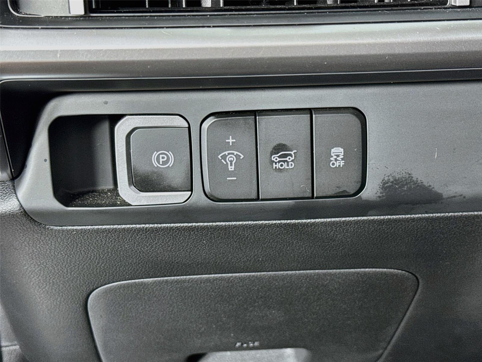 Certified 2024 Hyundai Santa Fe SEL FWD image 10