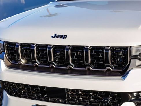 New 2026 Jeep Grand Cherokee L Limited image 5