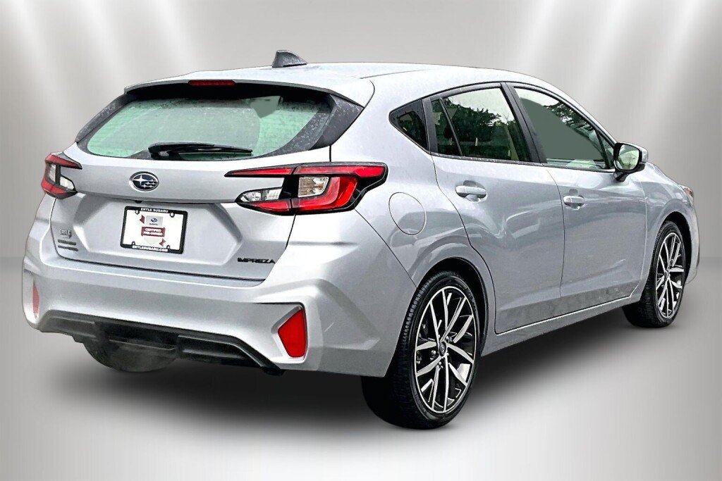 Certified 2026 Subaru Impreza 2.0i Sport AWD/4WD image 5