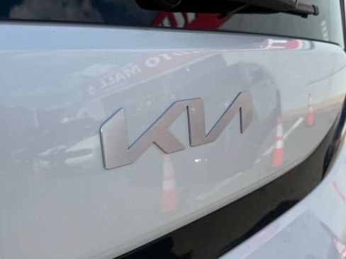 Used 2023 Kia Soul LX w/ LX Technology Package FWD image 55