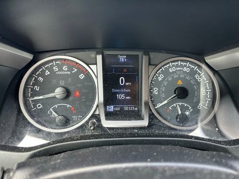 Used 2023 Toyota Tacoma SR5 RWD image 23