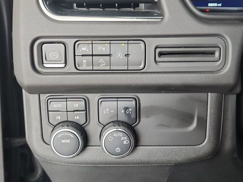 Certified 2023 Chevrolet Tahoe Z71 AWD/4WD image 18