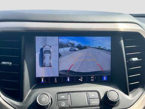 Used 2023 GMC Acadia Denali w/ Denali Ultimate Package FWD image 14