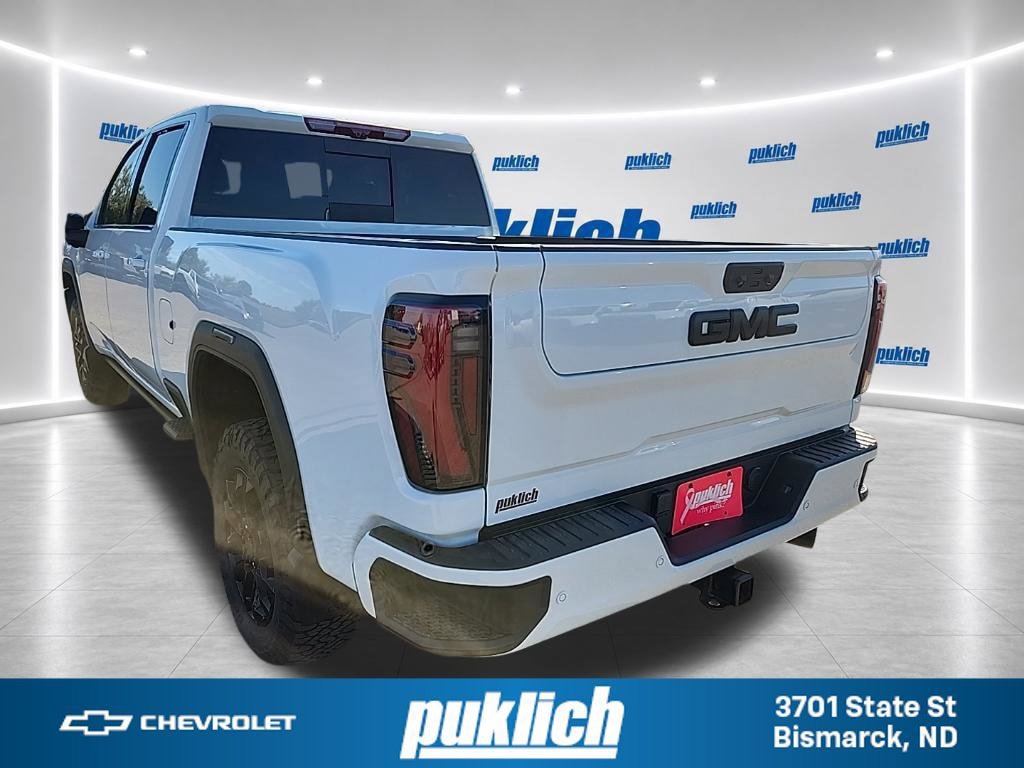 Used 2025 GMC Sierra 2500 AT4 w/ AT4 Premium Plus Package AWD/4WD image 3
