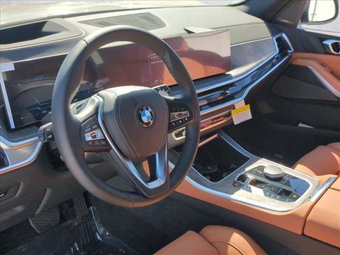 New 2026 BMW X5 sDrive40i w/ Premium Package RWD image 3