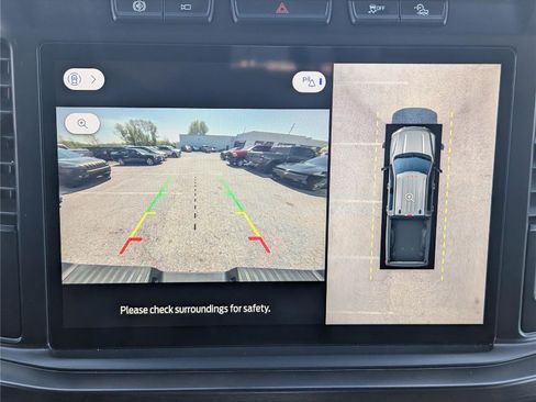 Used 2023 Ford F250 Lariat w/ Tremor Off-Road Package image 36