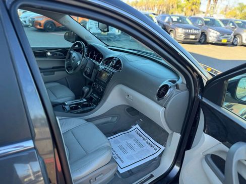 Used 2015 Buick Enclave Leather image 11