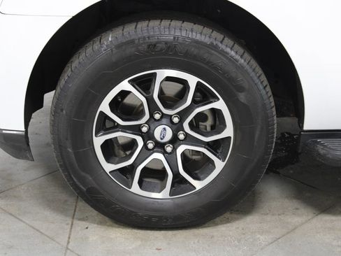 Certified 2024 Ford Expedition Max XLT image 21