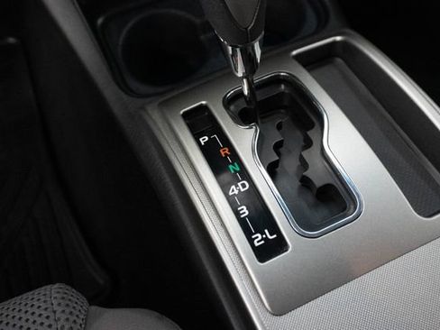 Used 2013 Toyota Tacoma 4x4 Double Cab w/ TRD Off-Road Pkg image 15