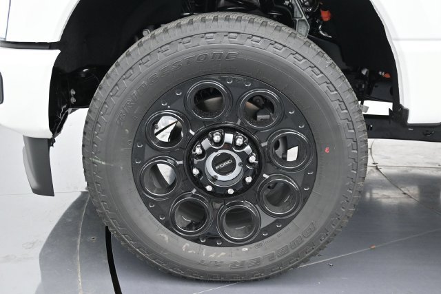New 2026 Ford F350 Lariat w/ Black Appearance Package AWD/4WD image 12