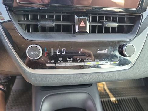 Used 2026 Toyota Corolla LE FWD image 20