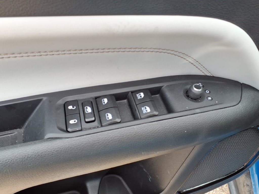 Used 2024 Jeep Compass Limited AWD/4WD image 13