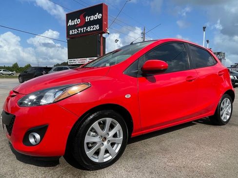Used 2012 MAZDA MAZDA2 Touring FWD image 3