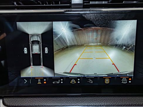 Used 2025 GMC Sierra 3500 Denali w/ Denali Reserve Package image 22