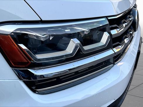 Used 2019 Volkswagen Atlas SE FWD image 26