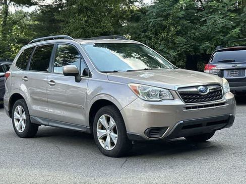 Used 2014 Subaru Forester 2.5i Premium AWD/4WD image 19