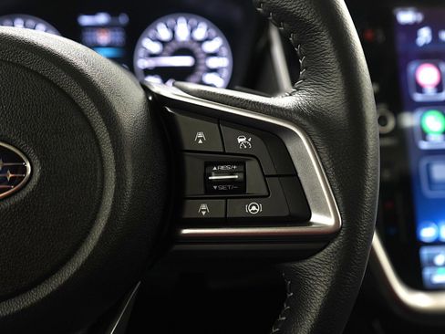 Used 2022 Subaru Outback Premium image 25