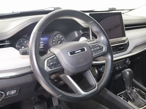 Used 2022 Jeep Compass Limited image 6