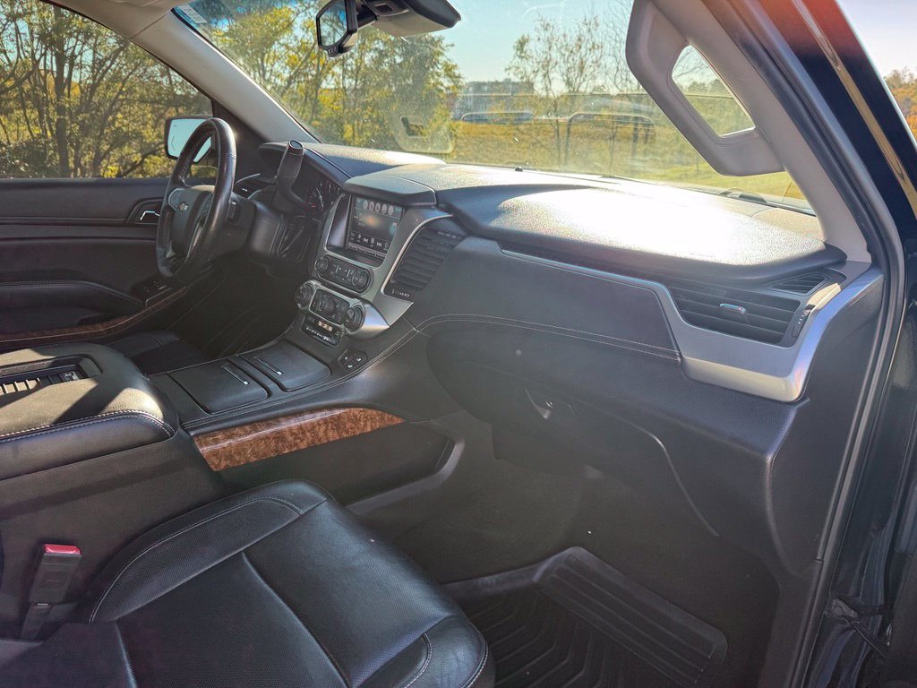 Used 2016 Chevrolet Suburban LTZ AWD/4WD image 29