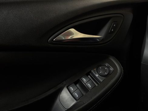 Used 2025 Buick Encore GX Preferred FWD image 19