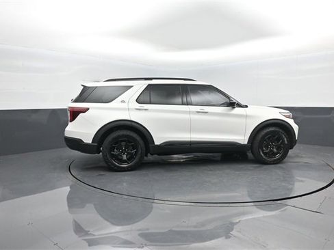Certified 2022 Ford Explorer Timberline w/ Timberline Technology Package image 8