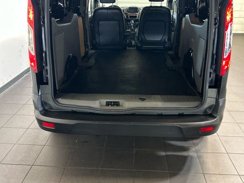 Used 2023 Ford Transit Connect XL FWD image 4
