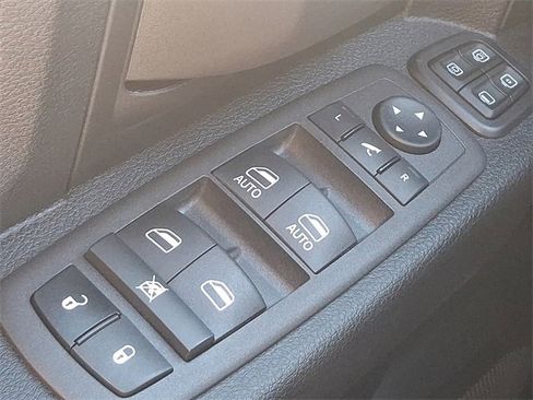 Used 2023 RAM 3500 Tradesman w/ Chrome Appearance Group image 28