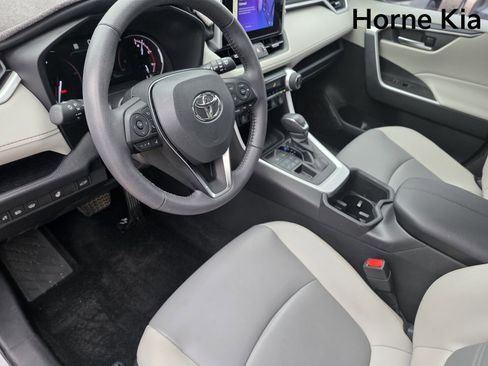 Used 2024 Toyota RAV4 XLE Premium image 11