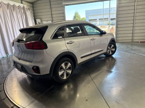 Used 2021 Kia Niro LX FWD image 5