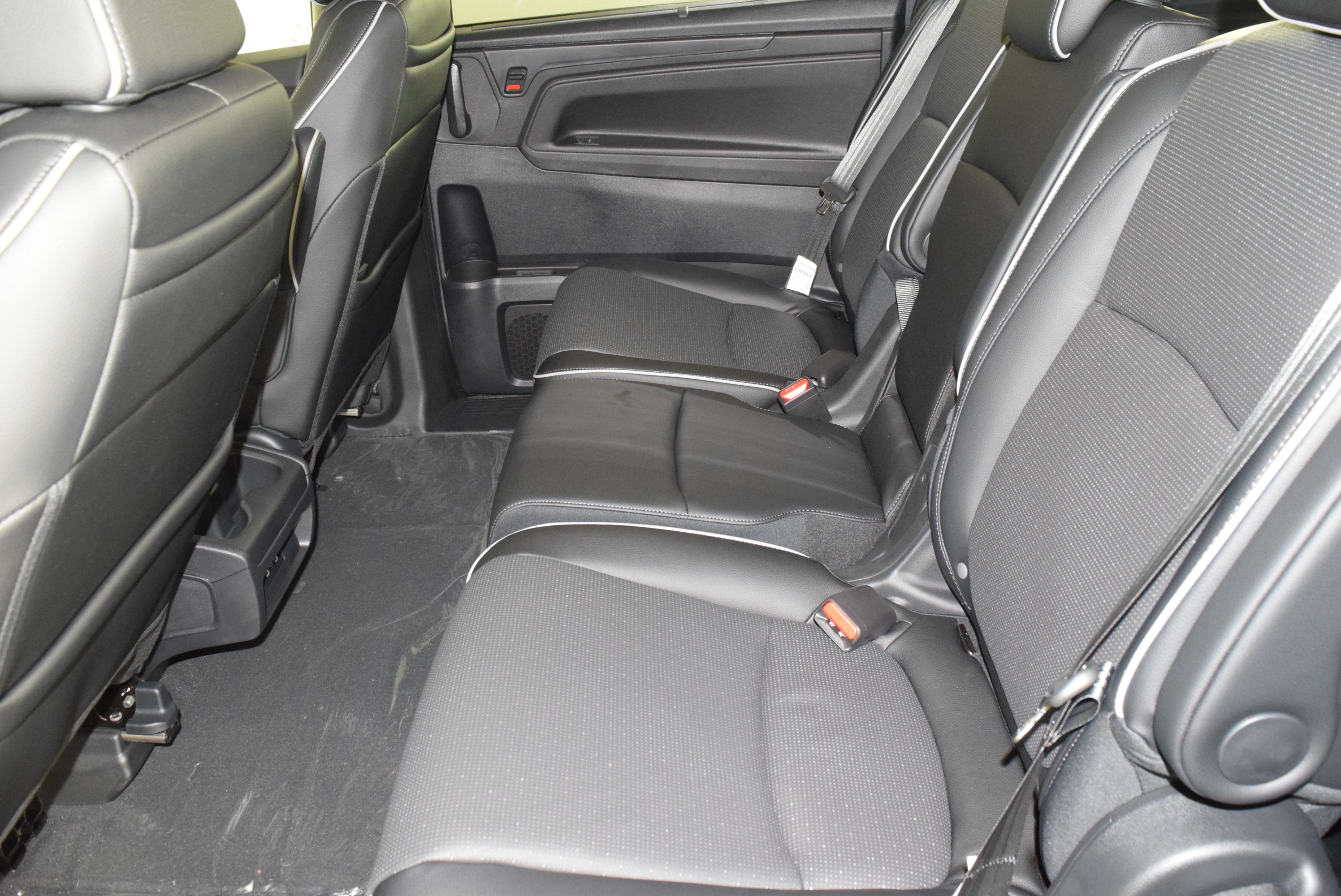 New 2027 Honda Odyssey Elite image 15