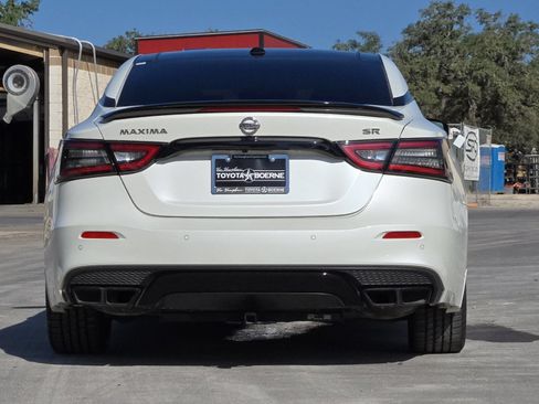 Used 2021 Nissan Maxima SR w/ Sport Mat Group FWD image 4