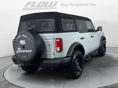 Used 2023 Ford Bronco Black Diamond image 8