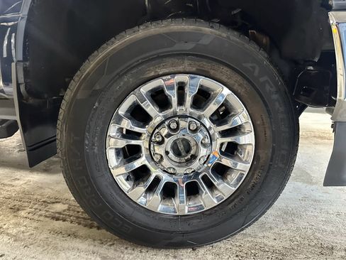 Certified 2020 Ford F250 XLT w/ XLT Premium Package image 41