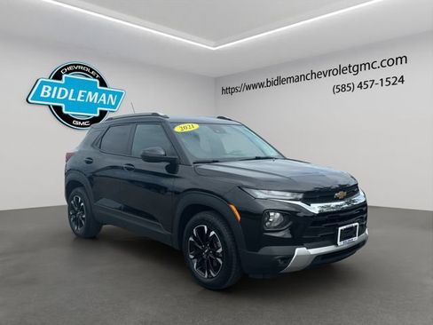 Used 2021 Chevrolet TrailBlazer LT w/ Convenience Package FWD image 1