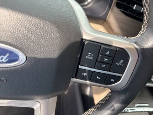 Used 2024 Ford Expedition Limited AWD/4WD image 25