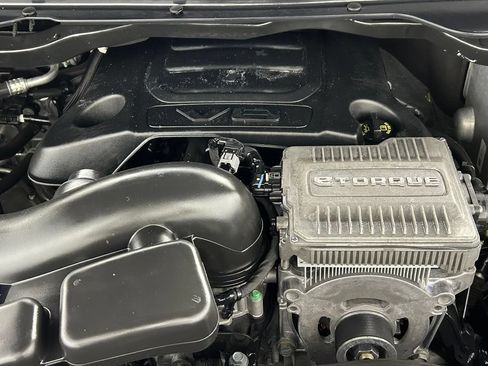 Used 2022 Jeep Wagoneer Series III w/ Premium Group I AWD/4WD image 42