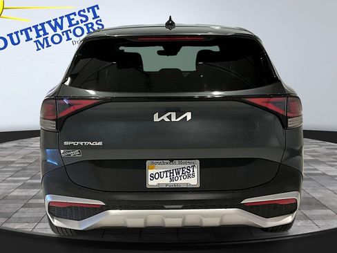 Used 2024 Kia Sportage LX FWD image 6